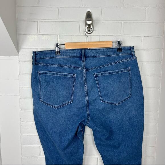 NWT Old Navy High Rise Wow Super Skinny Jeans Size 18 Short - Picture 7 of 9
